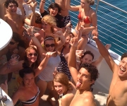 Partying-on-Hawaii-Catamaran-Cruise